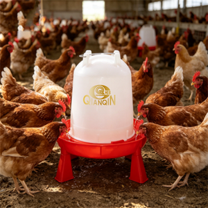 <span class=keywords><strong>Bebedero</strong></span> de Agua para Aves de Corral de PE Engrosado con Cuatro Patas Cuadradas Antideslizantes, Cubeta de Agua Limpia para Todas las Aves - Product Image 2