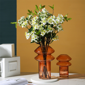 <span class=keywords><strong>Vaso</strong></span> Alto <span class=keywords><strong>in</strong></span> Vetro e Cristallo Fatto a Mano, Design Contemporaneo e Forma Speciale, Arancione, per Fiori da Tavolo - Product Image 4