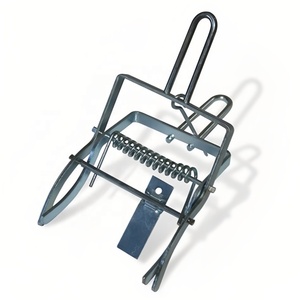 Trampa humana para ratas atrapando deshacerse de topos y topillos Asesino de topos de metal para césped - Product Image 1