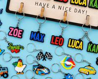 Porte-clés personnalisé en PVC 2D/3D, porte-clés en caoutchouc souple, porte-clés de dessin animé avec logo personnalisé, pendentif de sac, décoration de voiture, échantillon gratuit en gros