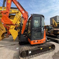 Mini-excavatrice Hitachi ZX55USR-5A d'occasion à balayage zéro avec moteur Hitachi, transmission par engrenages, pour travaux municipaux en espaces étroits