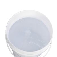 Gel élastomère silicone avec diméthicone et polymère croisé de diméthicone ou de vinyle diméthicone pour les formules de soins de la peau et de maquillage