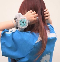 Authentique SUNDAY Relax Watch Blind Box Series Plush Creative Birthday Gift est la tendance des ornements décoratifs.