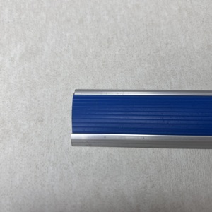 Profilé de nez de marche moderne en aluminium lumineux, résistant à l'eau, antidérapant, pour la sécurité des escaliers intérieurs/extérieurs, garniture de carrelage en forme de nez de taureau - Product Image 4