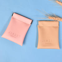 JINSKY Sac de rangement de luxe en cuir PU avec anneau de fermeture en métal et ouvertures pour bijoux Pochette portable texturée pour bijoux avec logo personnalisé