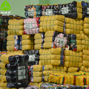 Tienda de Ropa de Segunda Mano Ukay Ukay Bale Ofrece Ropa de Verano Mixta <span class=keywords><strong>al</strong></span> <span class=keywords><strong>por</strong></span> <span class=keywords><strong>Mayor</strong></span> para Hombre y Mujer para Reventa Secundaria - Product Image 1