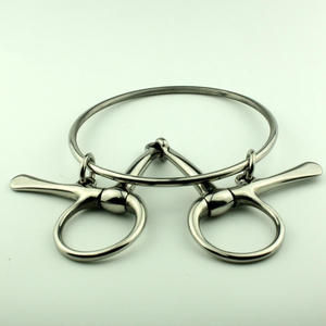 Bocados para Caballos de Acero Inoxidable Personalizados con Ganchos de Boca Recubiertos de Goma, Cadena de Freno OEM para Montar a Caballo, Precio de Fábrica al por Mayor - Product Image 5