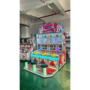 Machine de tir de balles en plastique à monnayeur pour trois joueurs, alimentation 220V, pour parcs d'attractions et simulateurs - Product Image 2