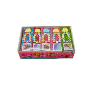 สร้อยข้อมือรูป<span class=keywords><strong>ผีเสื้อ</strong></span>ตัวการ์ตูน OEM แบบกดพร้อมไพ่โป๊กเกอร์ - Product Image 5