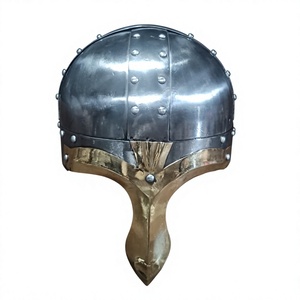 Casco Vikingo Medieval Hecho a Mano en Acero Suave con Adornos de Latón Remachados, Casco de Guerrero Nórdico para Reenactment, Disfraz de Halloween - Product Image 5