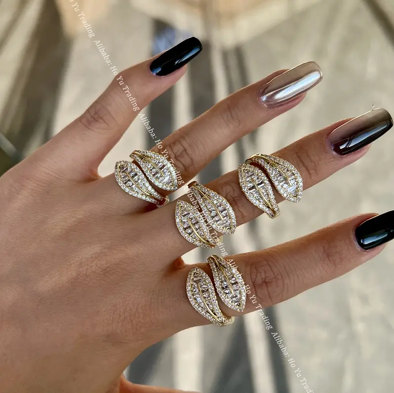 2024 INS Hot Moda Jóias Anéis De Ouro De Aço Inoxidável com Moissanite Diamante Noivado Presentes De Casamento Anel para Casais