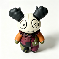 Figurine d'art en vinyle OEM Halloween, style clown patchwork bicolore, avec oreilles cornes nuage noir, figurine de collection Voodoo, vente en gros usine Chine