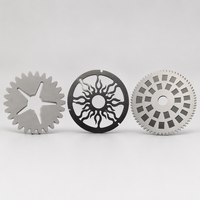Pièces personnalisées découpées au laser CNC pour application de supports de panneaux de machines, fabrication métallique sur mesure