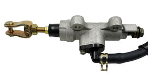 Applicable aux pompes linéaires TRX400 TRX400EX, pompes de frein hydrauliques, ensembles de pompes de frein à disque arrière, étriers de frein de moto. - Product Image 6