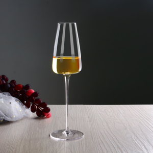 Bicchiere di vetro di vetro di <span class=keywords><strong>tulipano</strong></span> bicchiere di vetro di alta qualità calice di lusso a gambo lungo bicchieri di cristallo flauti di Champagne - Product Image 3