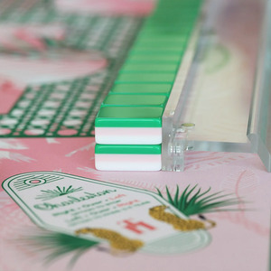 ชุดไพ่นกกระจอกอเ<span class=keywords><strong>ม</strong></span>ริกันหรูหราสีเขี<span class=keywords><strong>ย</strong></span>วแคลิฟอร์เนี<span class=keywords><strong>ย</strong></span> ปาล์<span class=keywords><strong>ม</strong></span> รอ<span class=keywords><strong>ย</strong></span>ัล <span class=keywords><strong>ส</strong></span>ปริง<span class=keywords><strong>ส</strong></span>์ แบบกำหนดเอง 3 ชั้น ทำจากอะคริลิก <span class=keywords><strong>ส</strong></span>ำหรับธี<span class=keywords><strong>ม</strong></span>ชา<span class=keywords><strong>ย</strong></span>หาดฤดูร้อน - Product Image 4