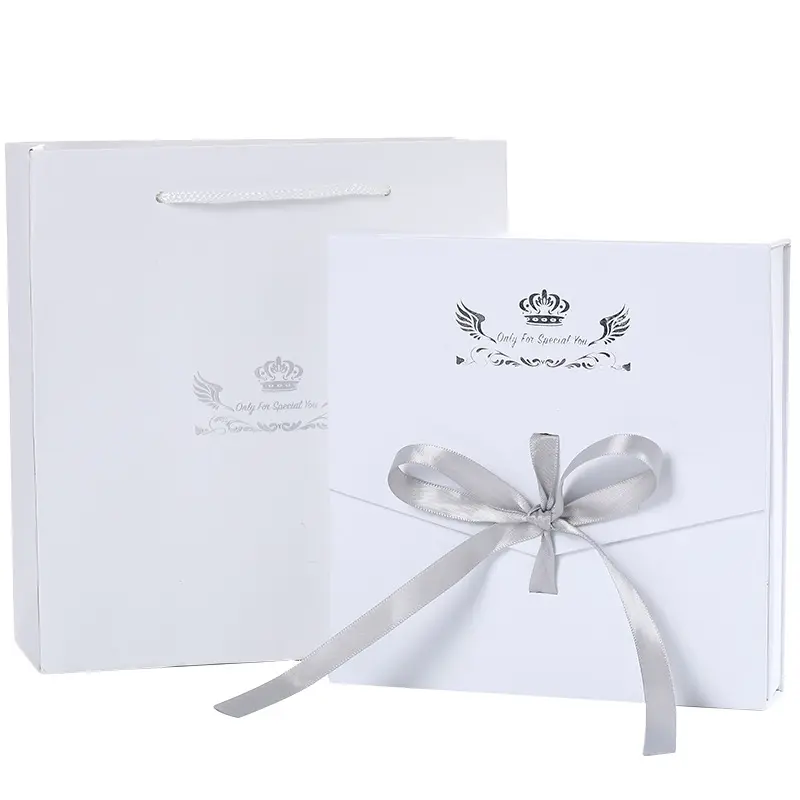 Caixa de embalagem criativa de joias logotipo personalizado, caixa de papel dobrável do arco do presente, caixa de armazenamento à prova de poeira do presente do dia dos namorados.