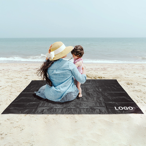 Custom Printed Folding Lightweight Black 210T Polyester <b>Picnic</b> <b>Blanket</b> Pocket <b>Picnic</b> Mat - Product Image 1