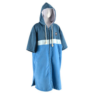 Poncho de surf gris con capucha Accesorio de equipo de natación y buceo cuidadosamente seleccionado para protección solar de playa - Product Image 5