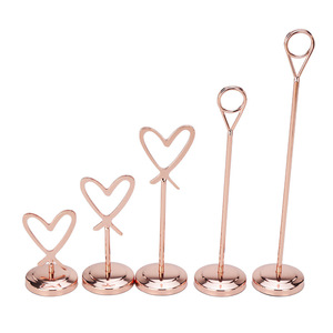 Porta Números de Mesa Redondos de Acero Inoxidable <span class=keywords><strong>para</strong></span> Decoración de Mesa en <span class=keywords><strong>Bodas</strong></span> y Fiestas, con Clip <span class=keywords><strong>para</strong></span> Fotos, Soporte <span class=keywords><strong>para</strong></span> Tarjetas de Lugar y Pinza <span class=keywords><strong>para</strong></span> Notas - Product Image 3