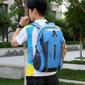 Échantillon gratuit – Sacs de voyage sportifs imperméables de grande taille, populaires aux États-Unis, pour l'escalade et la randonnée en montagne - Product Image 4