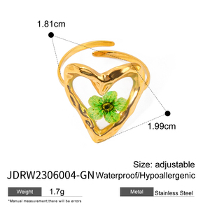 Joyería delicada a prueba de agua, anillo de flor de ciruela eterna de colores reales en forma de corazón de acero inoxidable chapado en oro de 18 quilates para niñas - Product Image 6