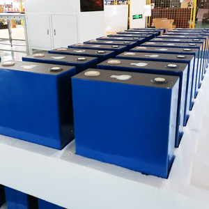 แบตเตอรี่เซลล์จีน 3.2v 150ah รูปทรงปริซึม พร้อมบริการครบวงจรจากโรงงานผลิตเซลล์อะลูมิเนียม - Product Image 4