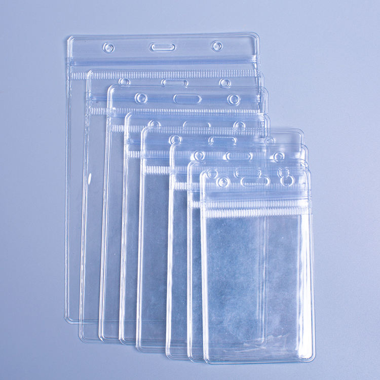 112*68 mm (convient pour une carte de 87*58 mm)