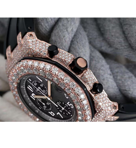 Montre en acier inoxydable de qualité supérieure avec quartz et diamants en moissanite pour homme, avec pierres de clarté VVS radiantes et design moderne sophistiqué - Product Image 4