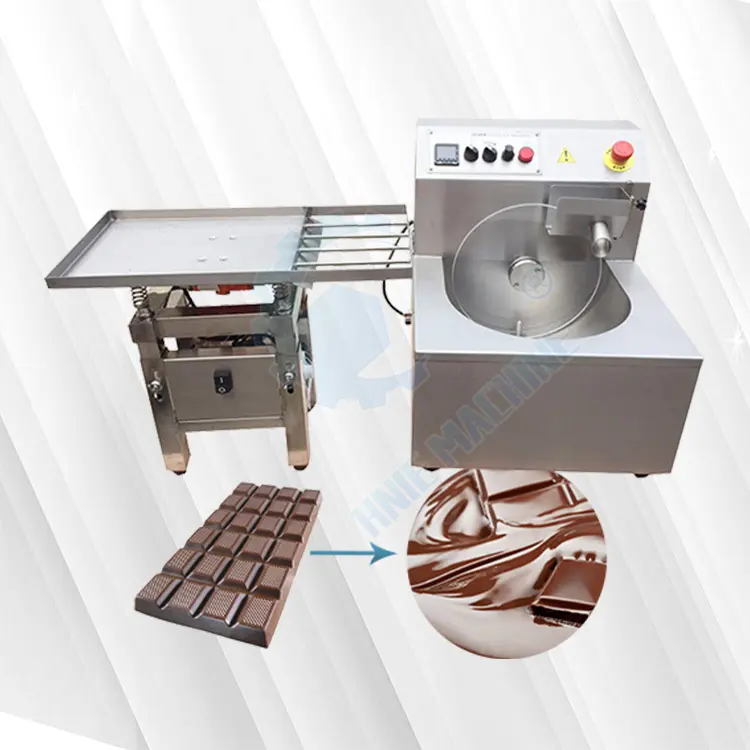 Machine de fabrication de chocolat automatique d'usine en Chine 8kg 15kg 30kg Mini machine de revêtement Petite machine de fusion de trempe de chocolat