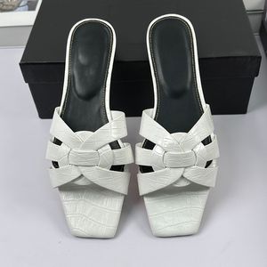 Mules Planos de Moda para Mujer, de Cuero Genuino, con Tira Tejida, Punta Abierta, Cómodos, Impermeables, Transpirables, para Uso Diario de Verano, de Diseñador - Product Image 4