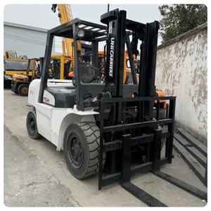 Chariot élévateur diesel japonais d'occasion de 5 tonnes TCM FD25T3 remis à neuf, faible nombre d'heures de fonctionnement, parfait état, haute efficacité - Product Image 3