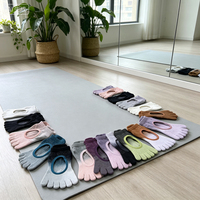 Chaussettes de yoga en coton tricotées à cinq doigts, antidérapantes, professionnelles, pour jeunes et adultes, entraînement de Pilates d'été, fitness en intérieur, avec revers au bas