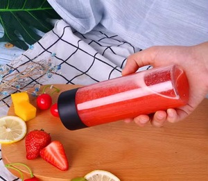 ขวดพลาสติก PET ขนาด 500 มล. พร้อมฝาเกลียว สำหรับเครื่องดื่ม น้ำผลไม้ นม ชา กาแฟ น้ำดื่ม ใช้ในอุตสาหกรรม พิมพ์ซิลค์สกรีน รับผลิตแบบ OEM/ODM <span class=keywords><strong>JBO</strong></span> - Product Image 5