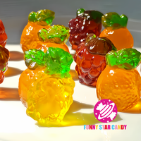 Bonbons gélifiés aux fruits 3D 4D halal en gros, bonbons gélifiés personnalisés sucrés et acidulés à la fraise et à l'ananas, bonbons gélifiés moelleux fourrés à la confiture