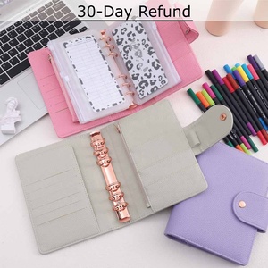 Agenda Finanziaria A6 da Donna Yihe in Pelle Morbida Goffrata a 10 Colori con Anelli e Portafoglio Oro Rosa per Ufficio - Product Image 6
