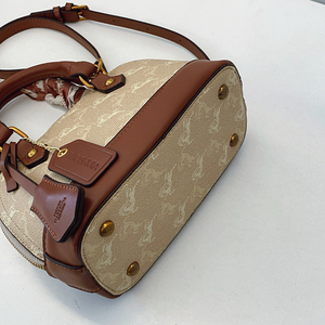 กระเป๋าสะพายข้างลำลองสำหรับผู้หญิง แบบมีซิป วัสดุ PU ใช้งานได้หลากหลาย พร้อมลายเรขาคณิตและโลโก้ ดีไซน์สะพายไหล่เดียว - Product Image 3