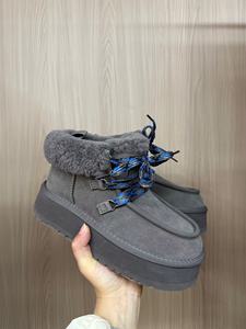 Bottes de ski imperméables haut de gamme originales de créateur, pour l'hiver et l'automne, chaudes, décontractées, en fourrure, pour hommes et femmes. - Product Image 2