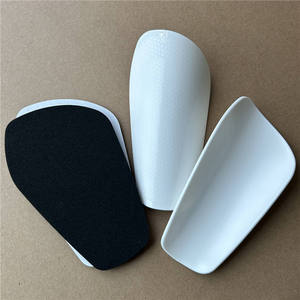 Espinilleras Personalizadas con Protección de EVA y Sublimación de Tinta, Espinilleras de Fútbol para Protección - Product Image 2
