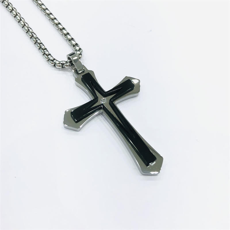 จี้พื้นผิวสีดำด้านล่างสีเงิน