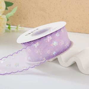Ruban en organza floral à sequins de 2,5/4 cm en gros pour emballage de cadeaux et paniers-cadeaux, 10 yards par rouleau - Product Image 4