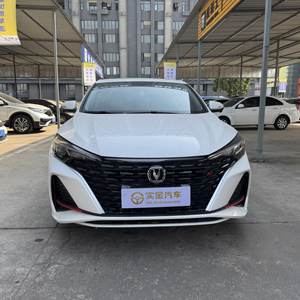 Auto Usado Chino Barato Changan Eado 2024 Edición Gratuita PLUS Blue Whale GDI DCT Edición Premium Sedán Tracción Delantera Auto a Gasolina - Product Image 2