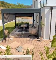 Planches de terrasse en composite bois-plastique antidérapantes pour aménagement extérieur