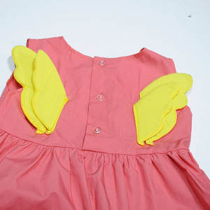 Mercado de Ropa al por Mayor, Vestido sin Mangas con Decoración de Alas y Patrones Coloridos para Bebés Niñas - Product Image 6