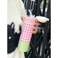 Gourde isotherme portable à double paille au design de dessin animé, de grande valeur, pour garçons et filles, avec couvercle, idéale pour l'école et le camping