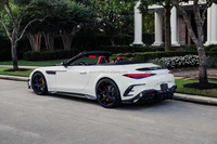 Kit carrosserie en fibre de carbone pour Mercedes-Benz SL63, style MSY, haute qualité, comprenant lèvre avant, jupes latérales, diffuseur, aileron et extension d'aile.