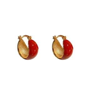 Pendientes de tuerca geométricos de aceite de goteo rojo y verde chapados en oro estilo Hoc de moda con ajuste de bisel hecho de aleación de zinc - Product Image 1