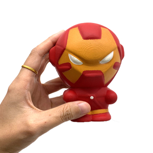 ของเล่นบีบคลายเครียดรูปฮีโร่หุ้มเกราะสีแดงแบบใหม่ ทำจากโฟม PU เด้งกลับเร็ว รับทำโลโก้ตามสั่ง สำหรับแจกเป็นของที่ระลึกในงานโฆษณา ของชำร่วยงานปาร์ตี้ ของขวัญสำหรับเด็ก - Product Image 4