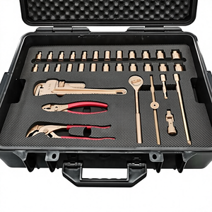 مجموعة أدوات خاصة من الألومنيوم البرونزي غير القابل للشرر، تعمل يدويًا مع حقيبة صلبة ودعم للتصنيع حسب الطلب - Product Image 4