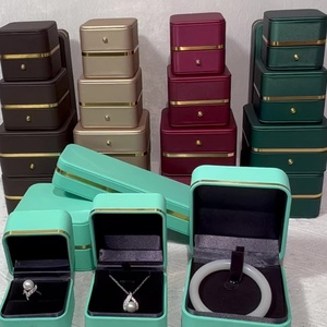 PU Leather Rounded Corner Jewelry Box Gold Edge Luxury Jewelry Boxes for Earrings and Necklace Jewelry Packaging Box - Product Image 5